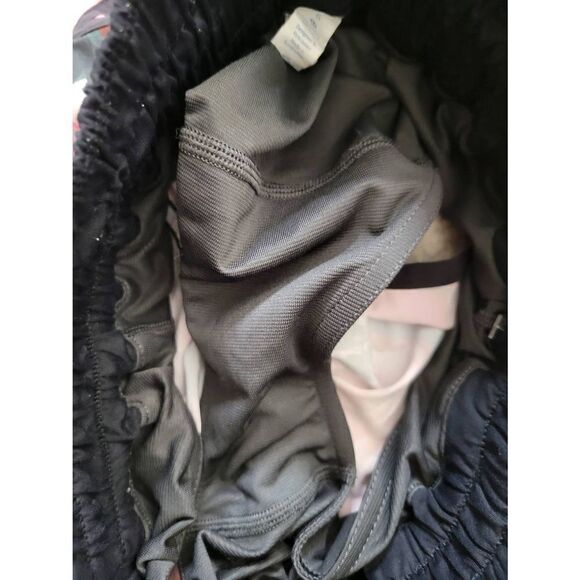 Lululemon free reign shorts, Secret garden 6 - Picture 9 of 10